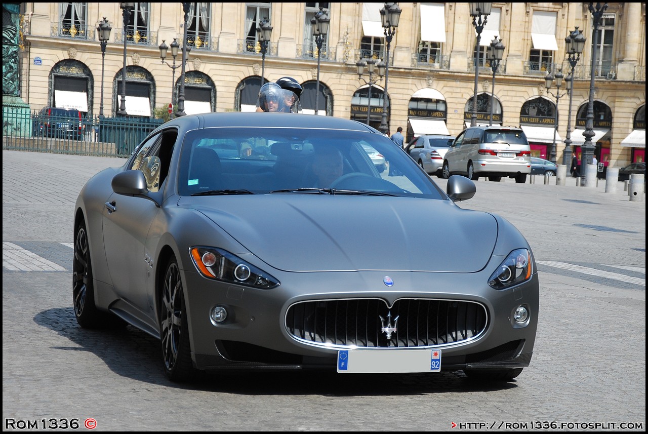 Maserati GranTurismo S - 05 - Spotting Paris - Galerie de Rom1336