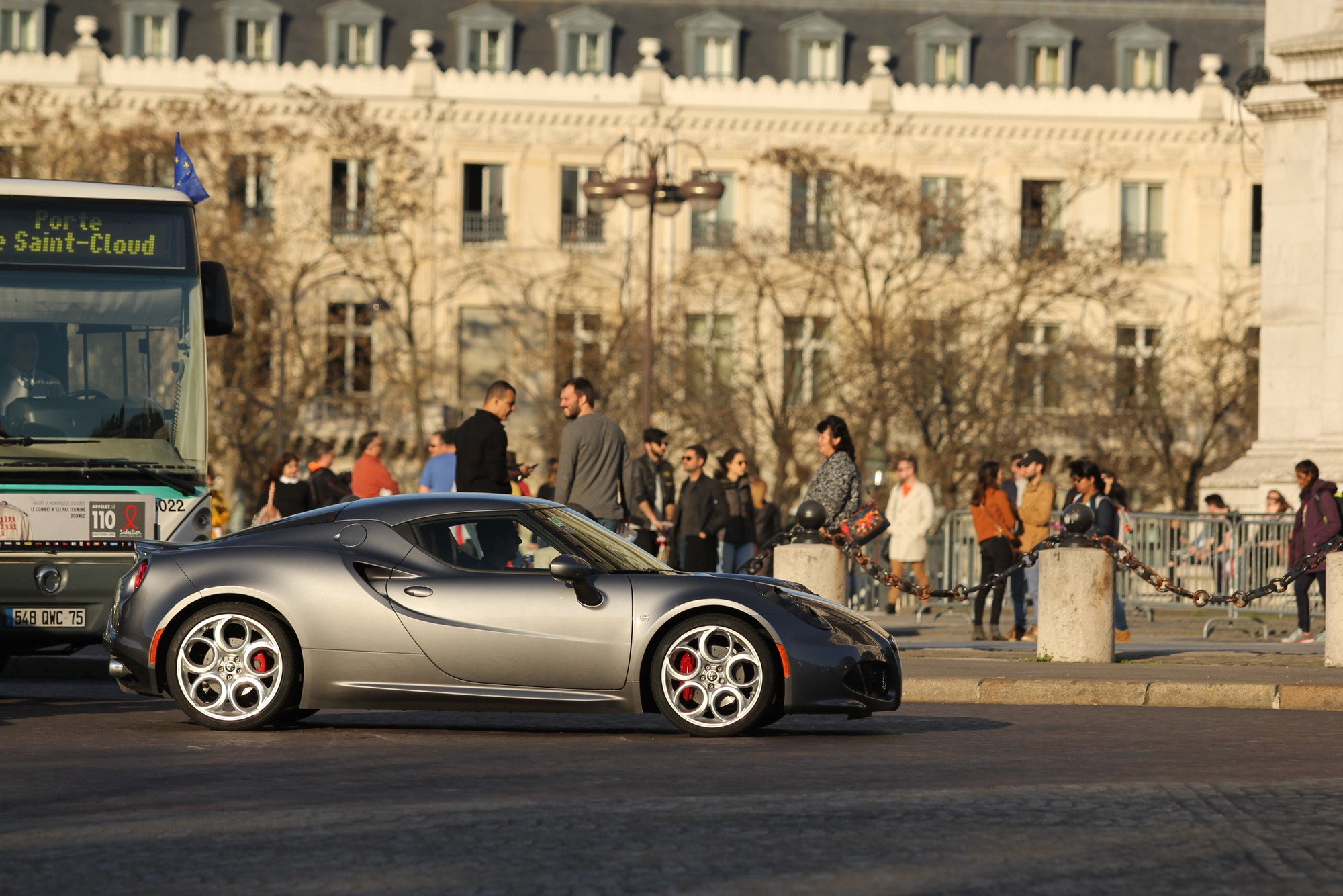Alfa Romeo 4C - Spotting Paris - Galerie de Rom1336