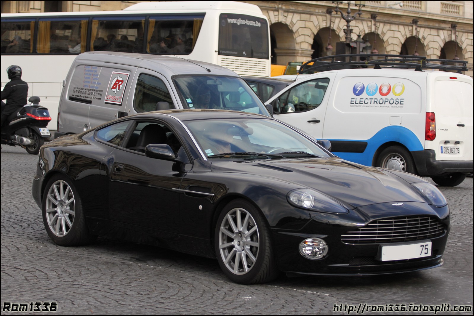 Aston Martin Vanquish S - 10 - Spotting Paris - Galerie de Rom1336