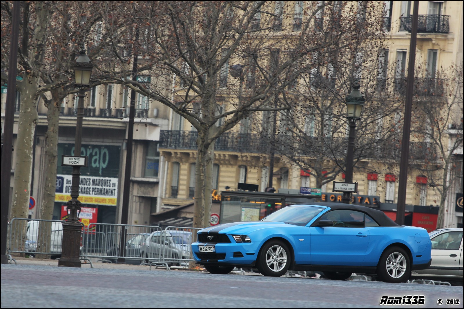 Ford Mustang GT Cabriolet - 01 - Spotting Paris - Galerie de Rom1336