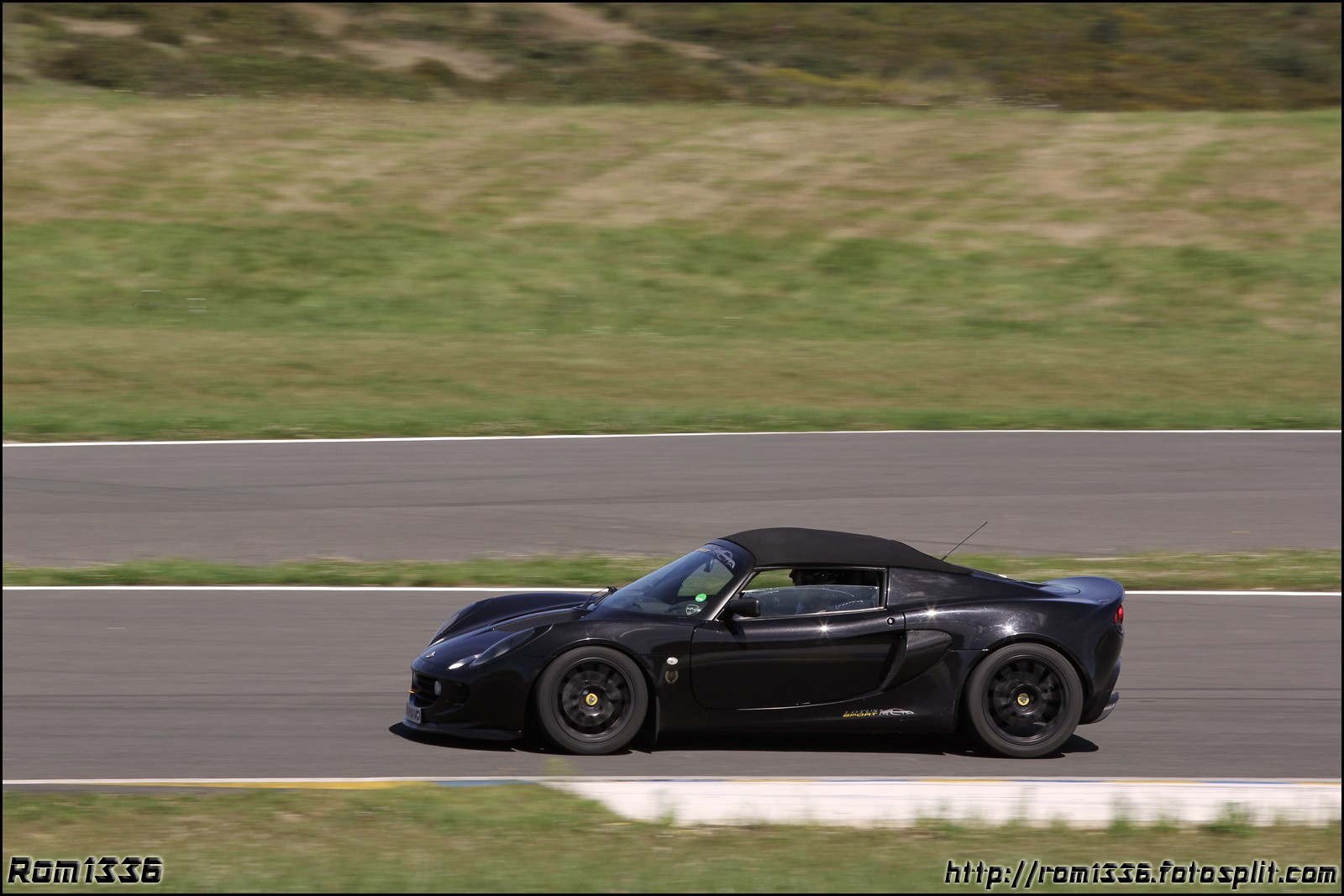 Haute Saintonge - Journée GTRS - 28/08/11 - 08 - Journée GTRS - Circuit de la Haute Saintonge (17) - Galerie de Rom1336