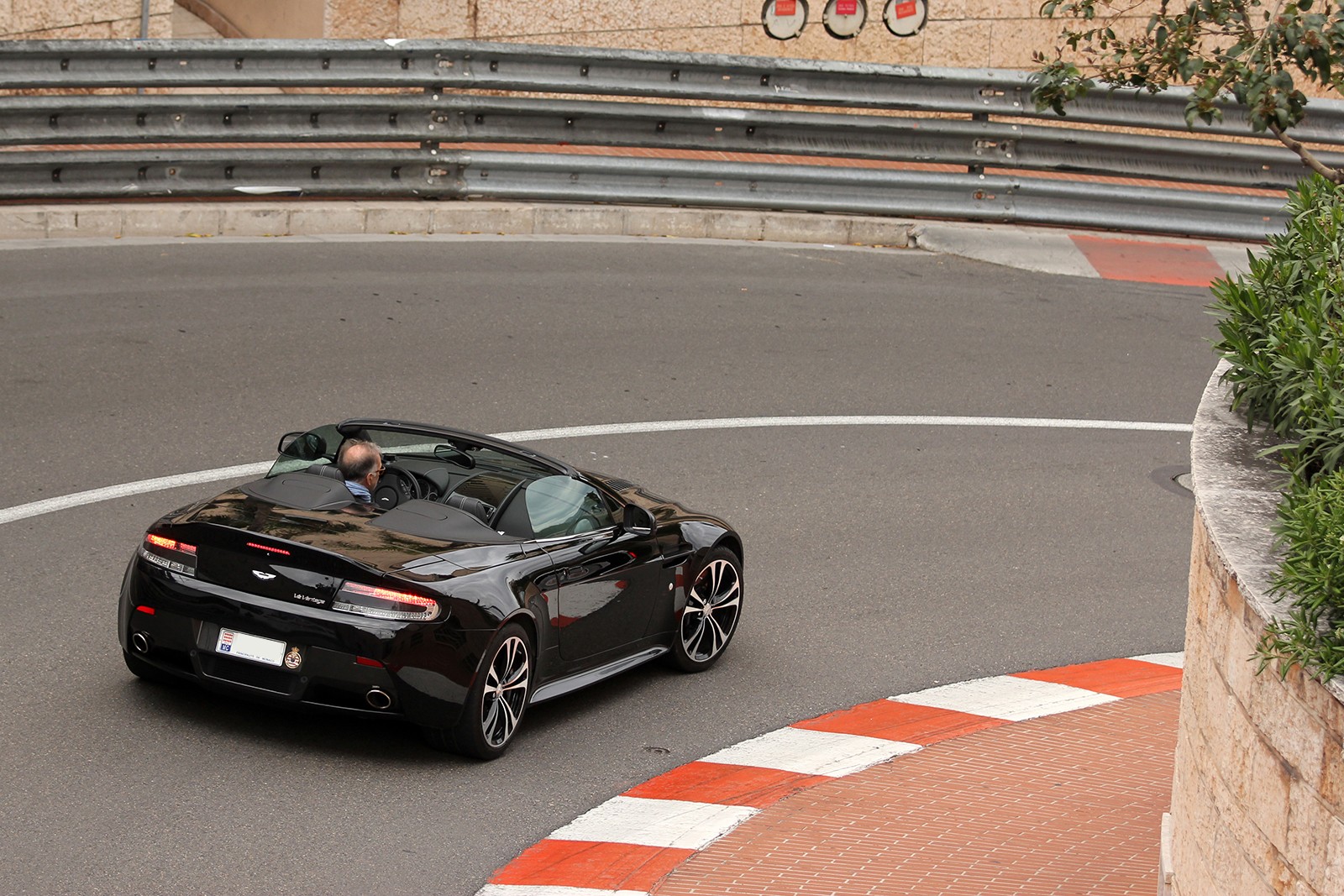 Aston V12 Vantage Roadster - 04 - Top Marques Monaco - Galerie de Rom1336