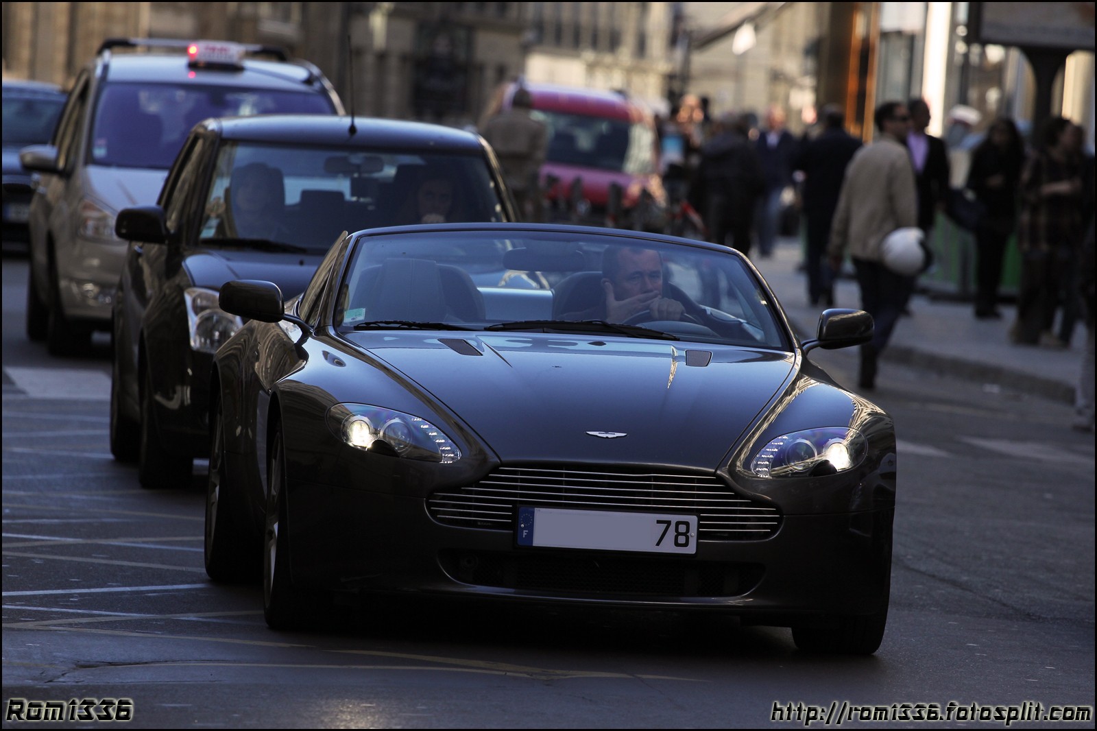 Aston Martin V8 Roadster - 10 - Spotting Paris - Galerie de Rom1336