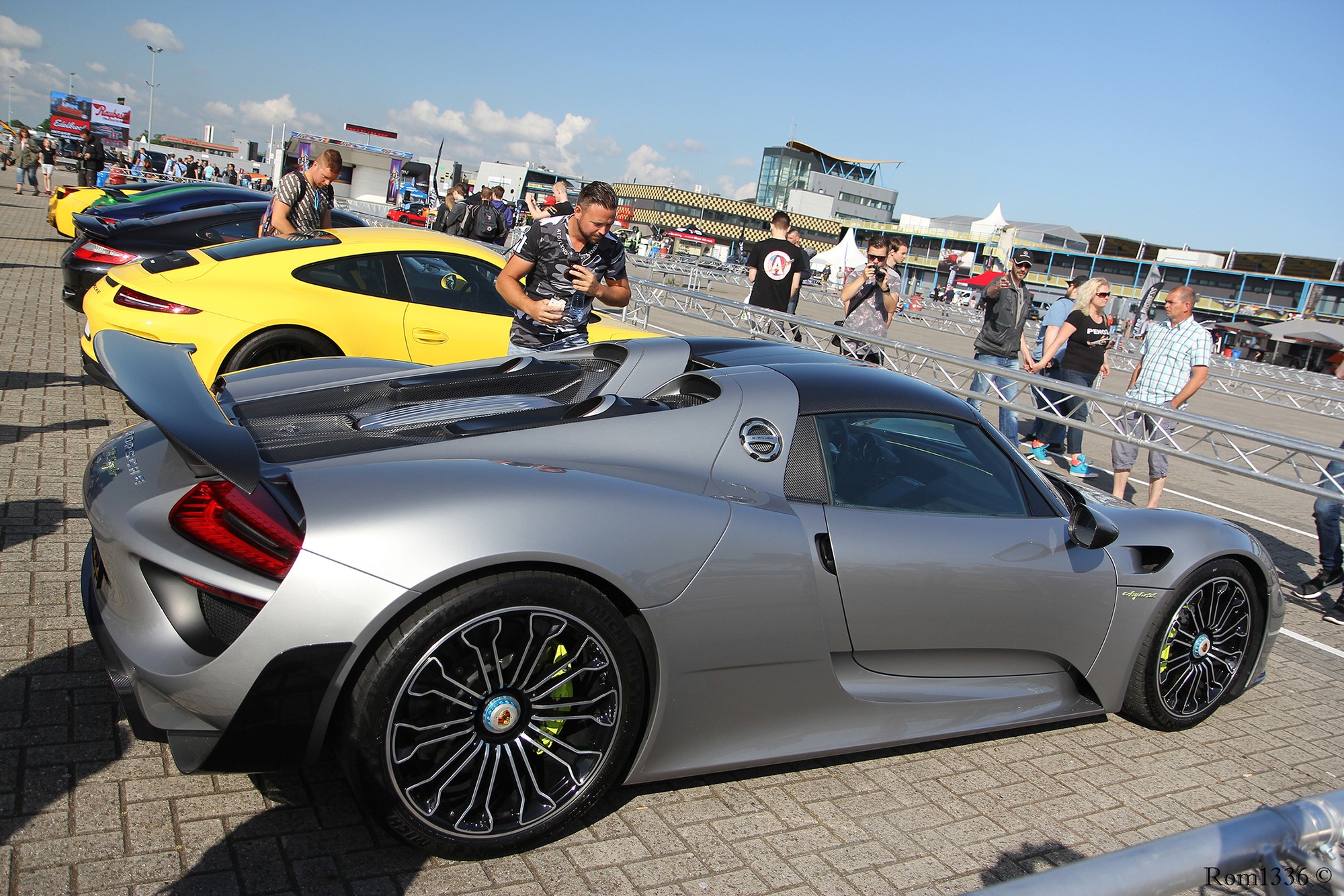 Porsche 918 Spyder - 06 - Vredestein Supercar Sunday - Galerie de Rom1336