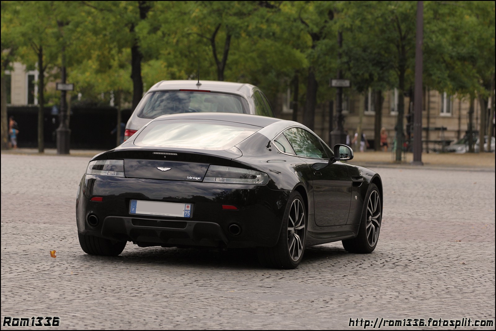 Aston Martin V8 Vantage N420 - 08 - Spotting Paris - Galerie de Rom1336