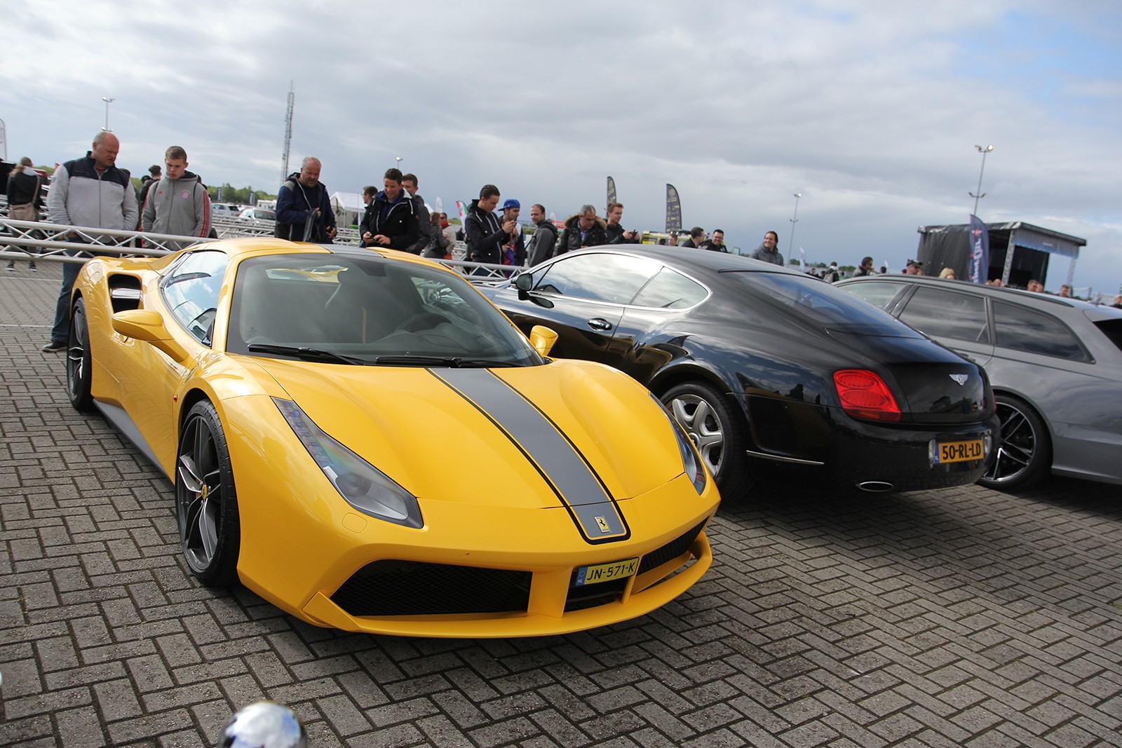 Ferrari 488 GTB - 05 - Vredestein Supercar Sunday - Galerie de Rom1336