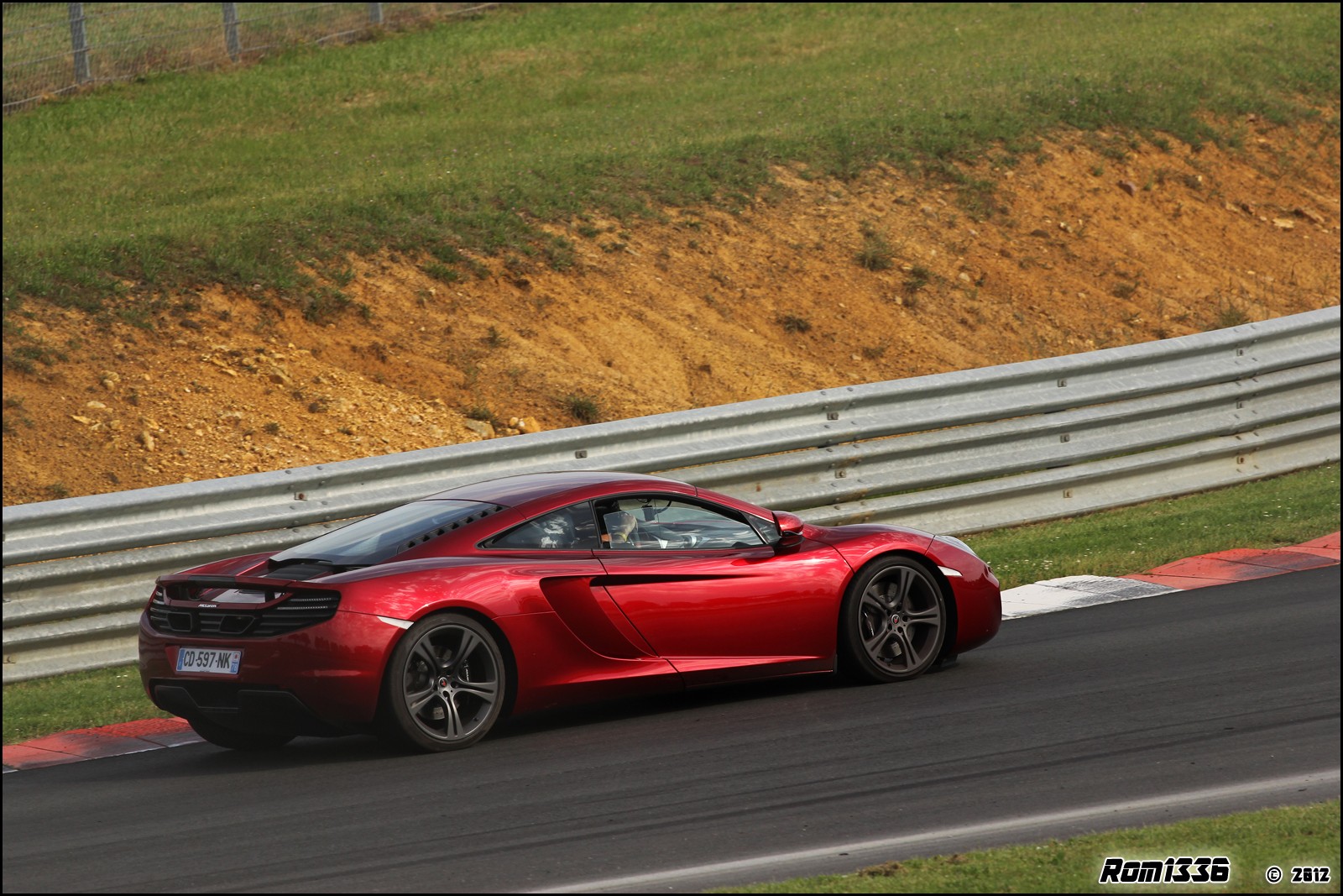 McLaren MP4-12C - 06 - 500 Ferrari contre le cancer (Sport & Collection) - Galerie de Rom1336