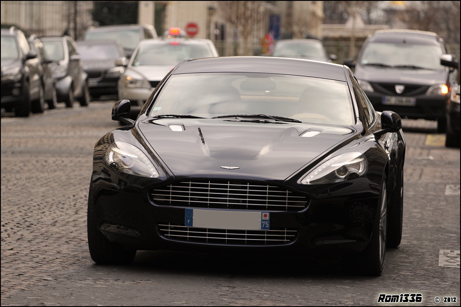 Aston Martin Rapide - 01 - Spotting Paris - Galerie de Rom1336