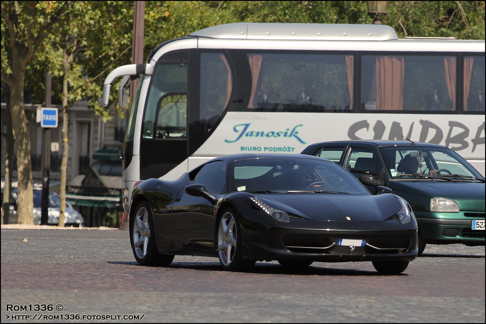 Ferrari 458 Italia - 08 - Spotting Paris - Galerie de Rom1336