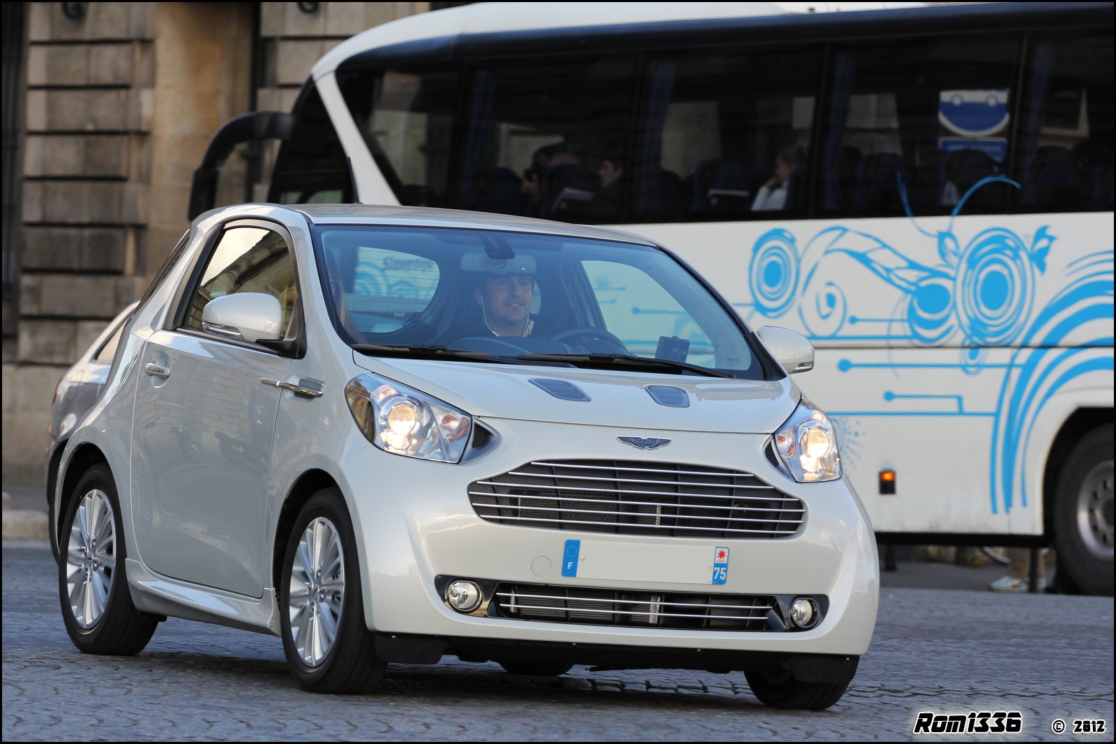 Aston Martin Cygnet - 01 - Spotting Paris - Galerie de Rom1336