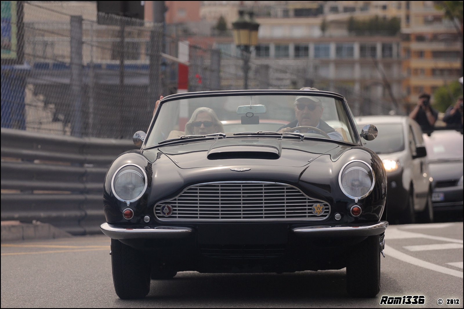 Aston Martin DB6 Volante  - 04 - Louis Vuitton Classic Serenissima Run - Galerie de Rom1336