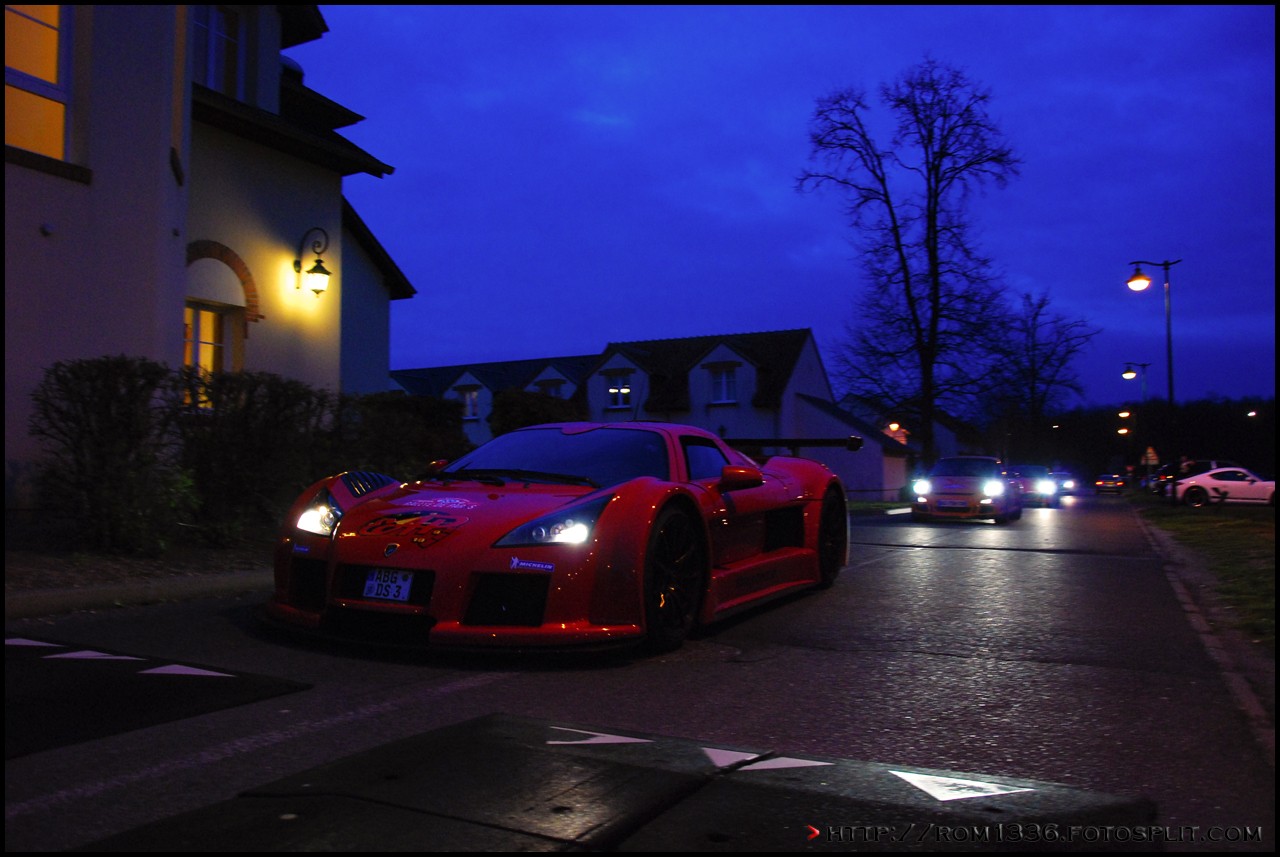 Gumpert Apollo - 03 - Rallye de Paris - Galerie de Rom1336