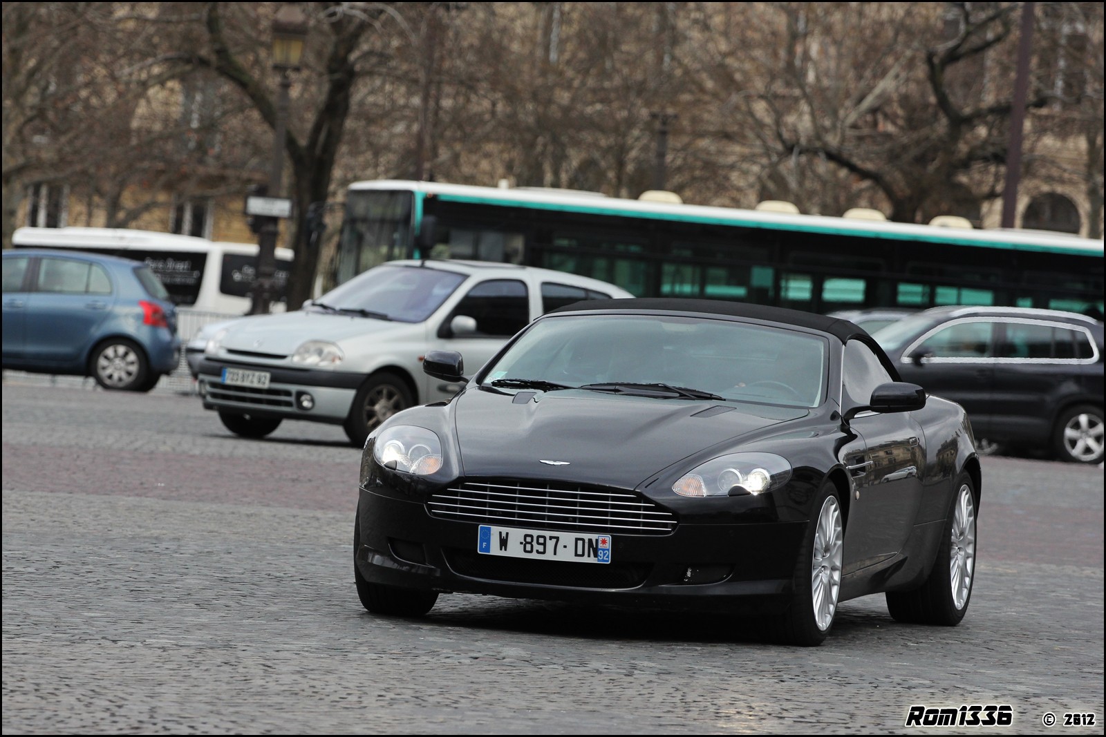 Aston Martin DB9 Volante - 01 - Spotting Paris - Galerie de Rom1336