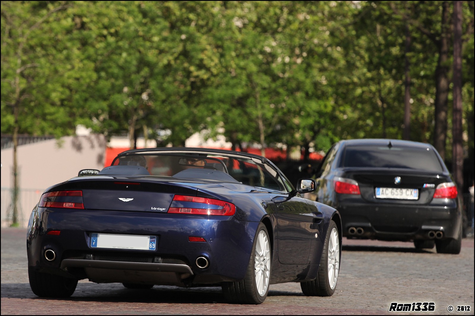 Aston Martin V8 Vantage Roadster - 05 - Spotting Paris - Galerie de Rom1336