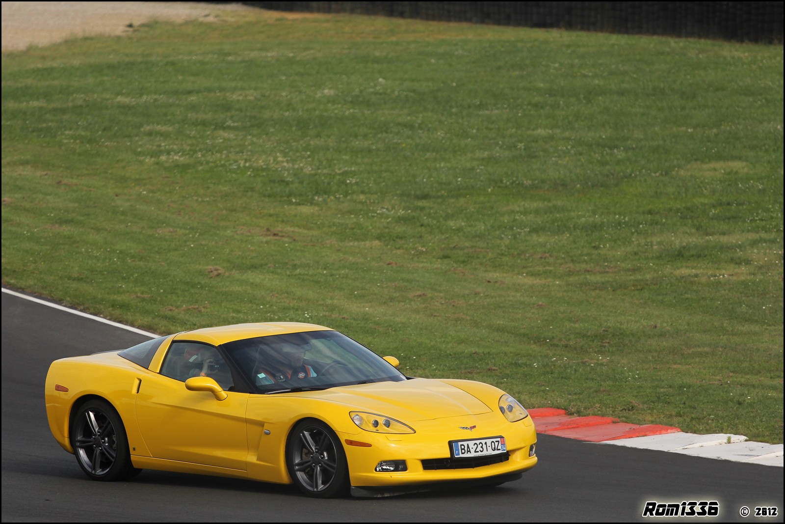 Vigeant 2012 - 06 - 500 Ferrari contre le cancer (Sport & Collection) - Galerie de Rom1336