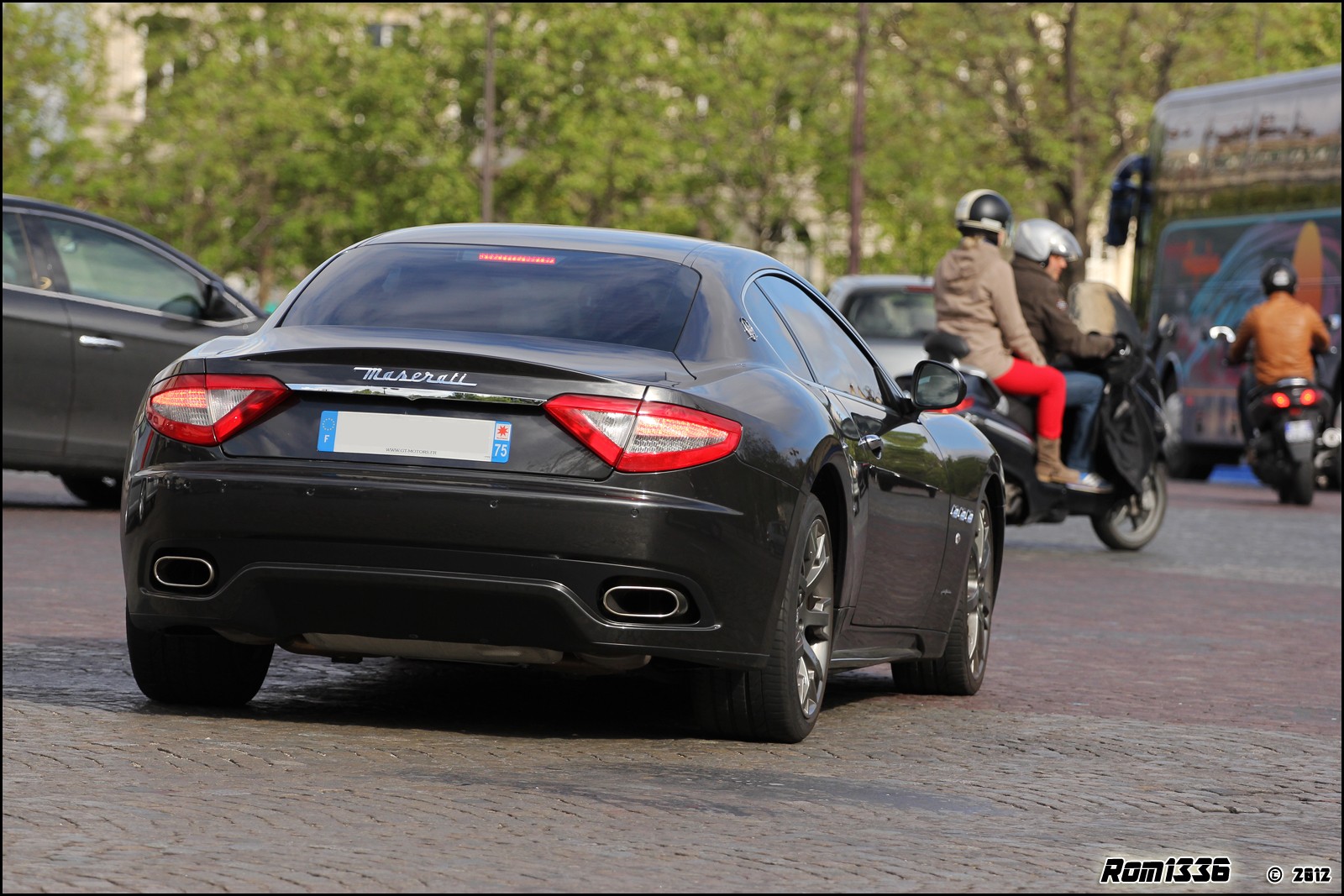 Maserati GranTurismo S - 05 - Spotting Paris - Galerie de Rom1336