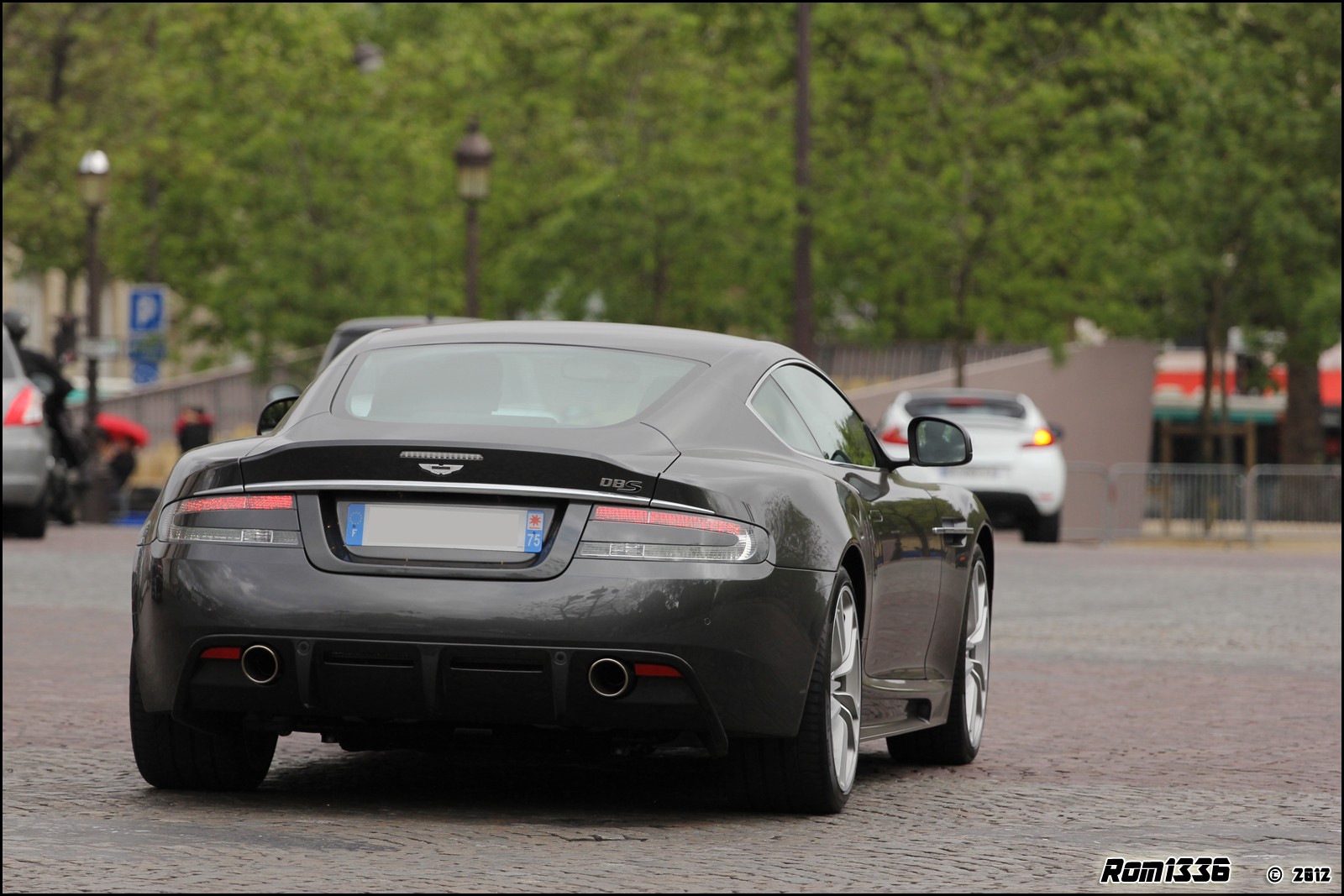 Aston Martin DBS - 05 - Spotting Paris - Galerie de Rom1336
