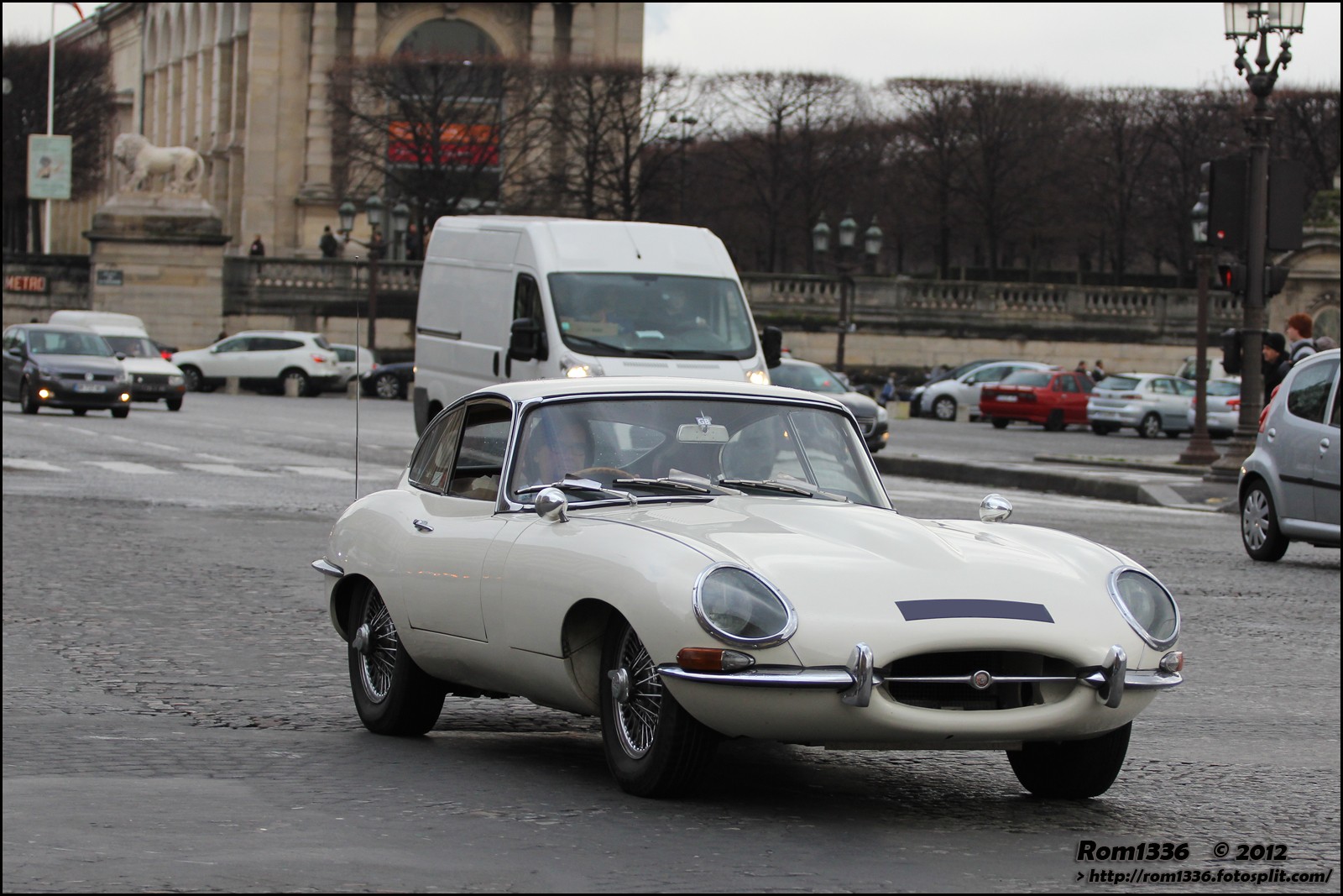 Jaguar E-Type - 01 - Spotting Paris - Galerie de Rom1336