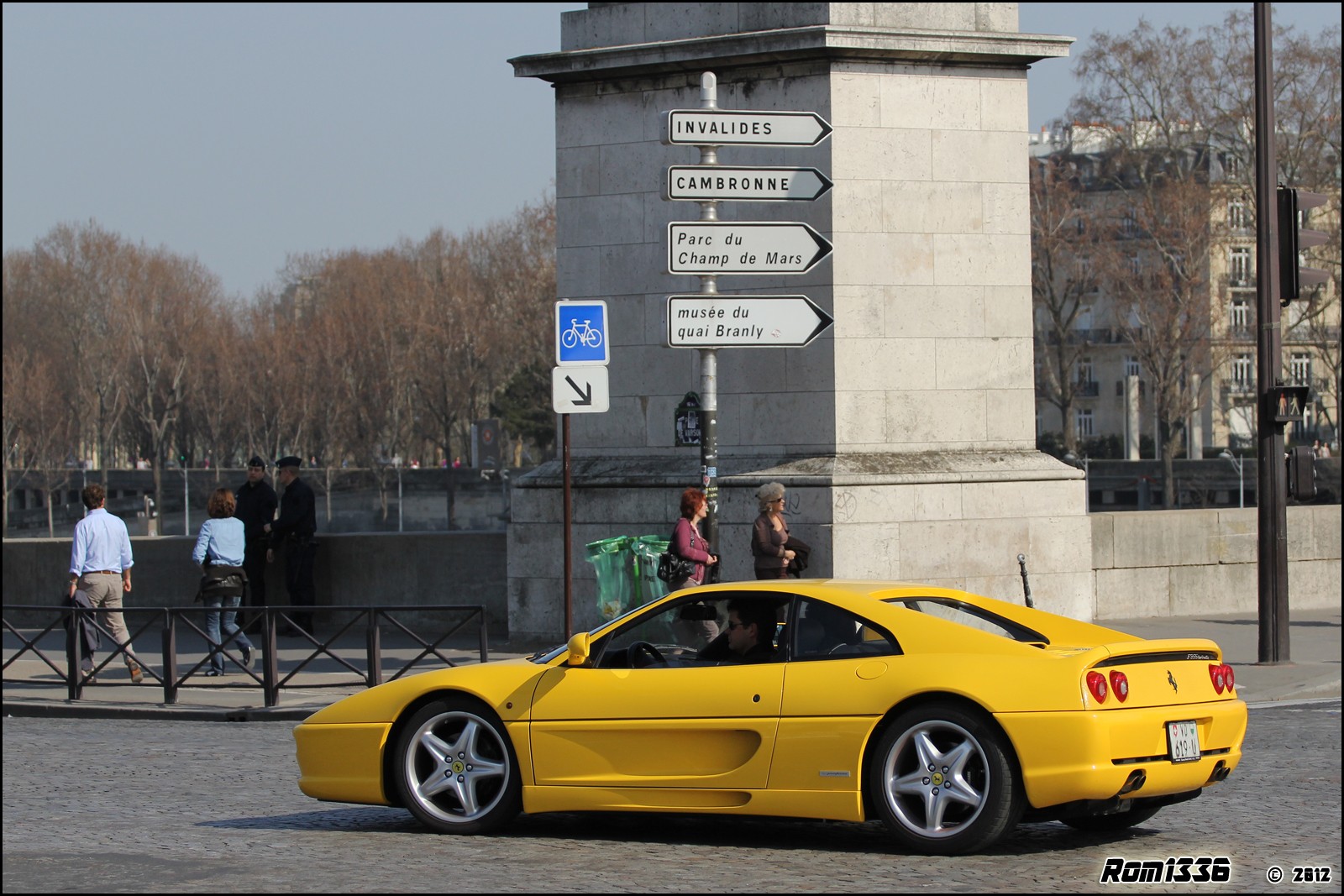 Ferrari F355 - 03 - Spotting Paris - Galerie de Rom1336
