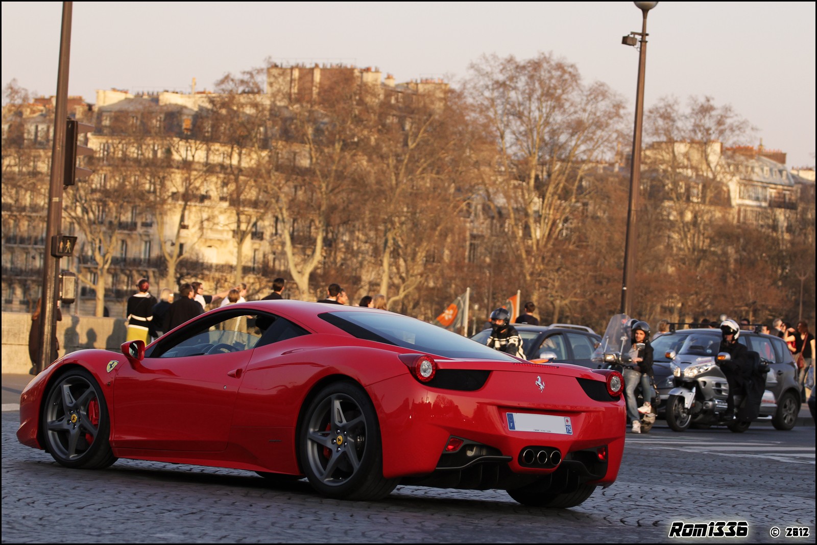 Ferrari 458 Italia - 03 - Spotting Paris - Galerie de Rom1336