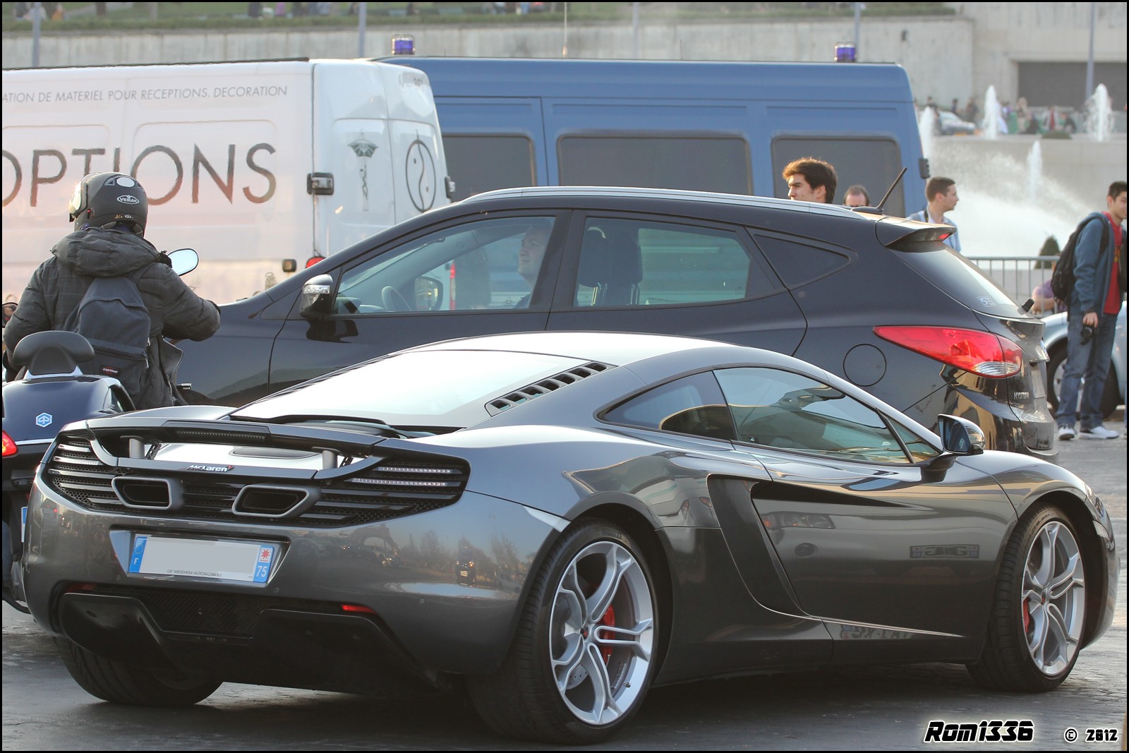 McLaren MP4-12C - 03 - Spotting Paris - Galerie de Rom1336
