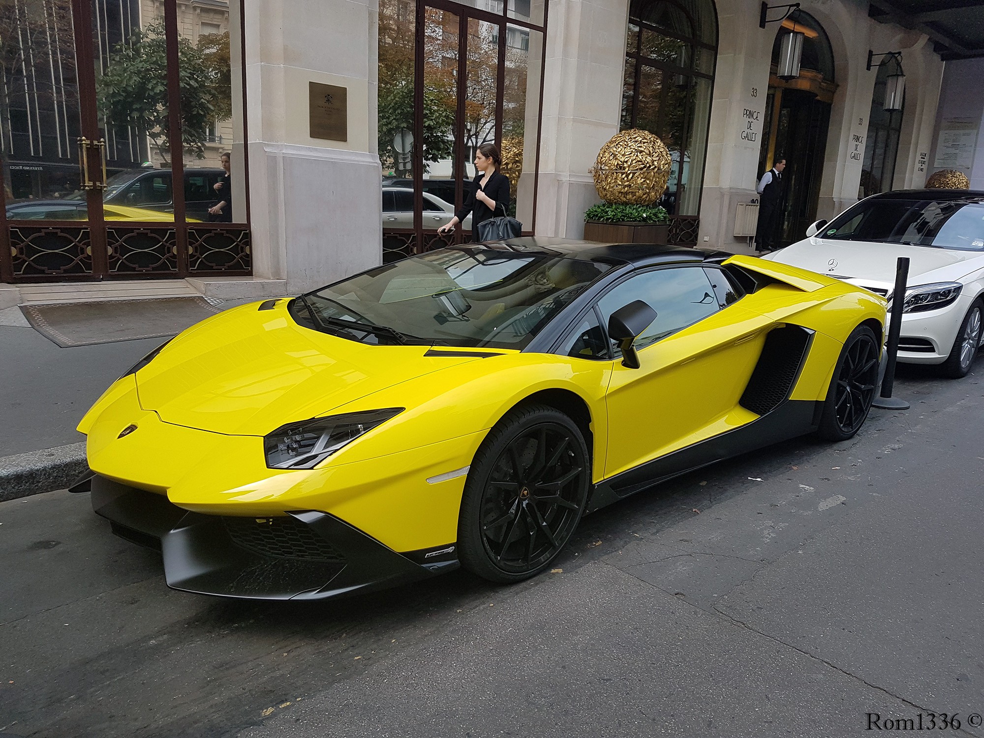 Lamborghini Aventador LP720-4 50° Anniversario Roadster - Spotting Paris - Galerie de Rom1336