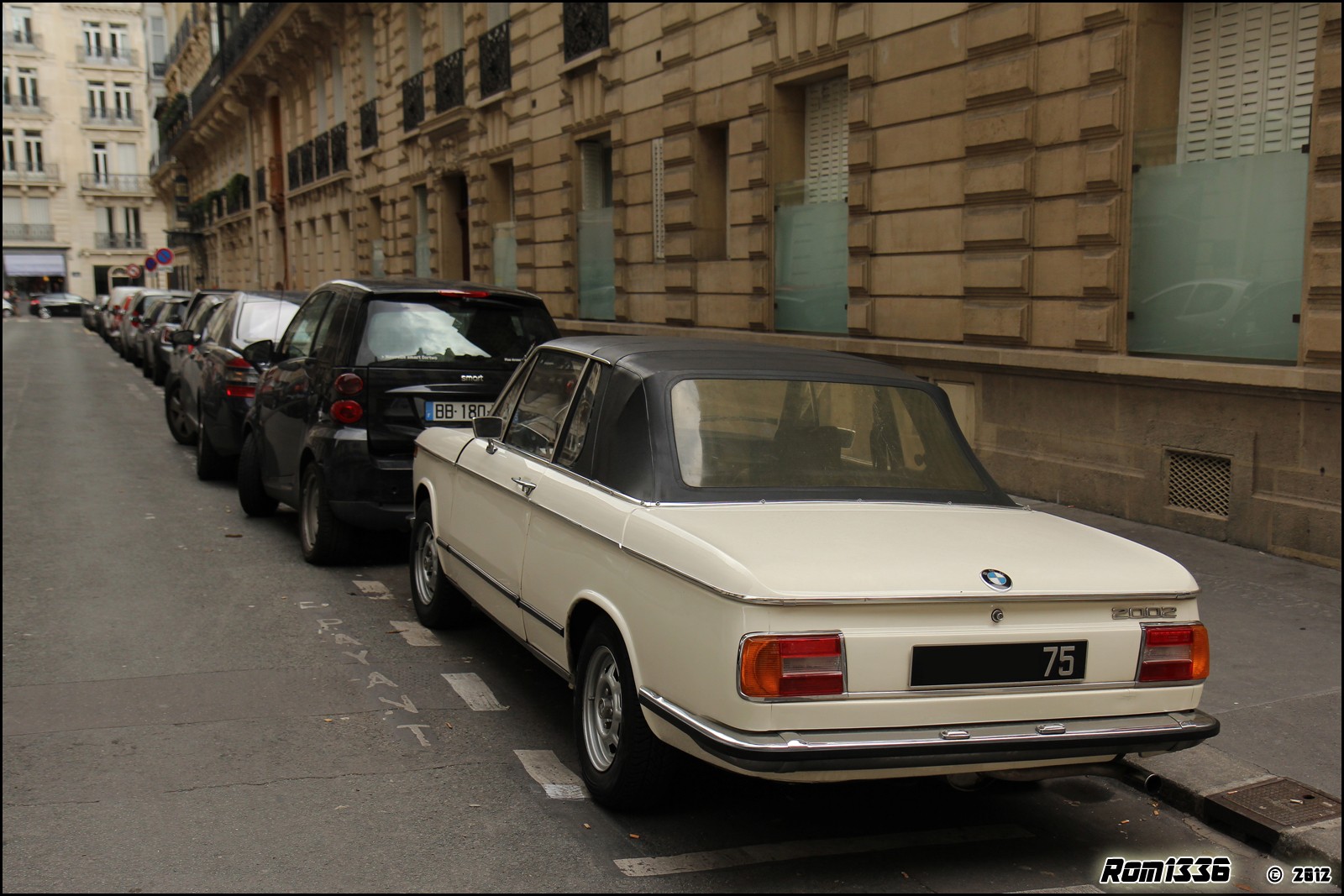 BMW 2002 Cabriolet - 05 - Spotting Paris - Galerie de Rom1336