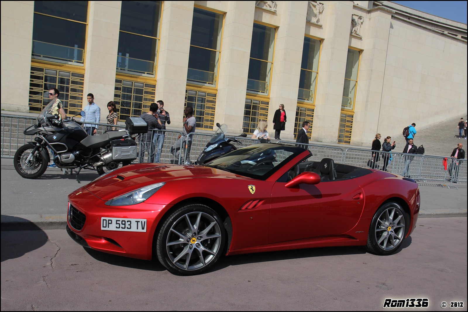 Ferrari California - 03 - Rallye de Paris - Galerie de Rom1336