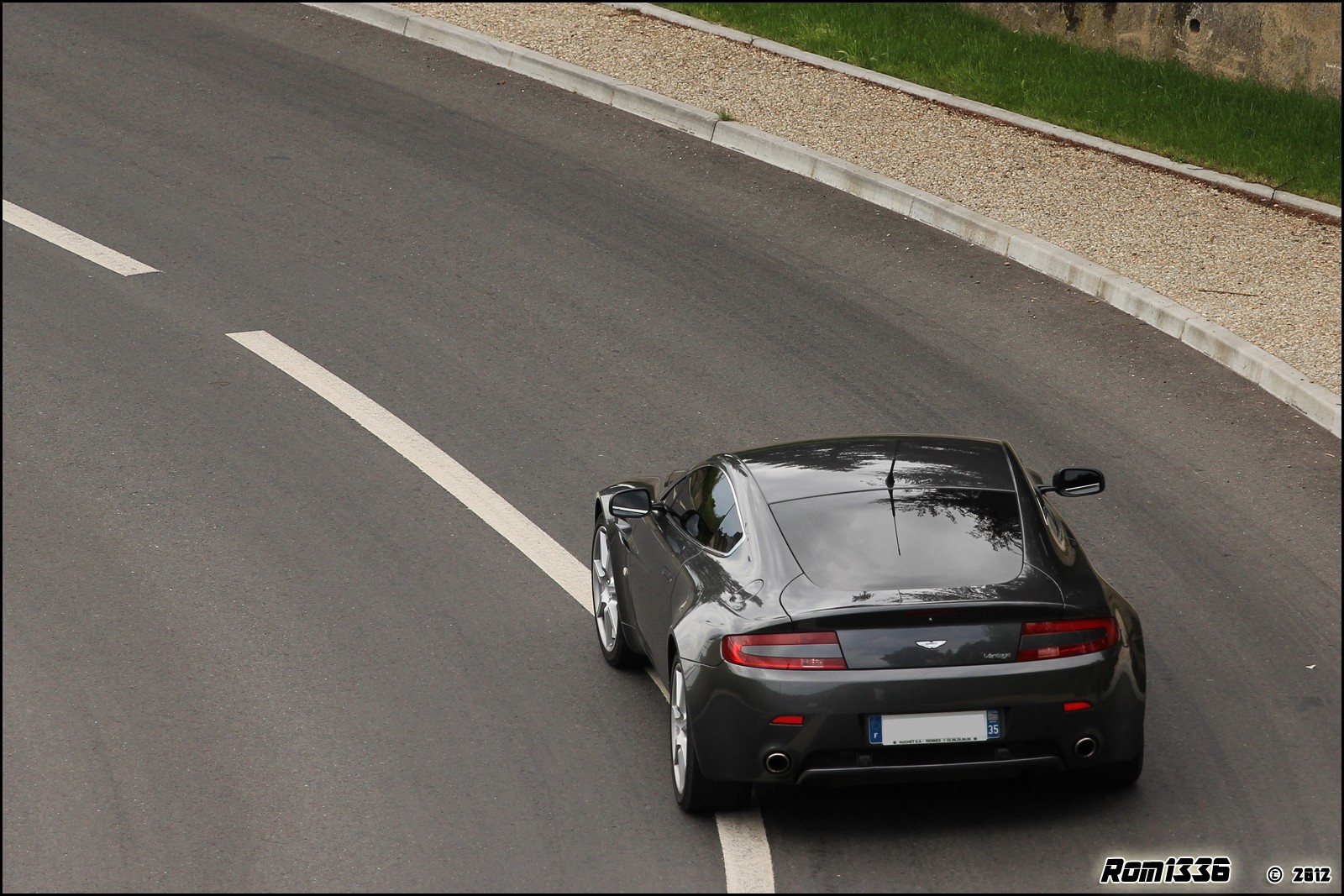 Aston Martin V8 Vantage - 06 - 500 Ferrari contre le cancer (Sport & Collection) - Galerie de Rom1336